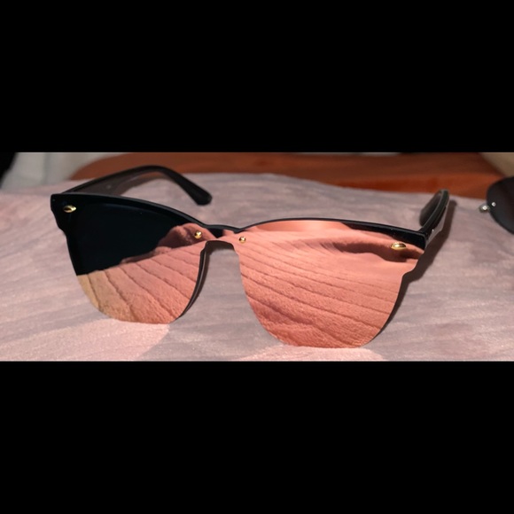 NEW Sunglasses - Picture 2 of 12